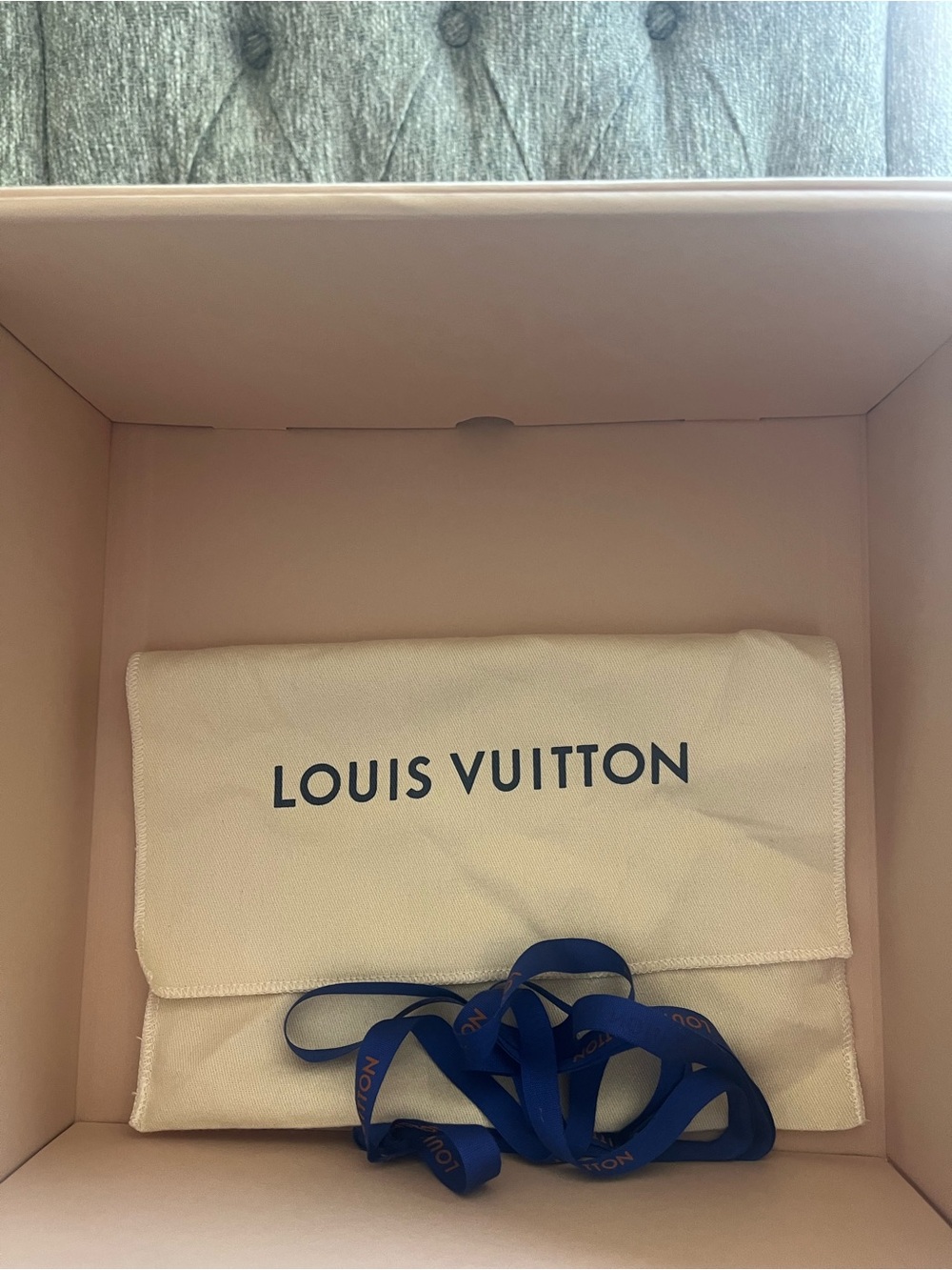 Louis Vuitton Orange Logo Gift Box - Picture 6 of 9